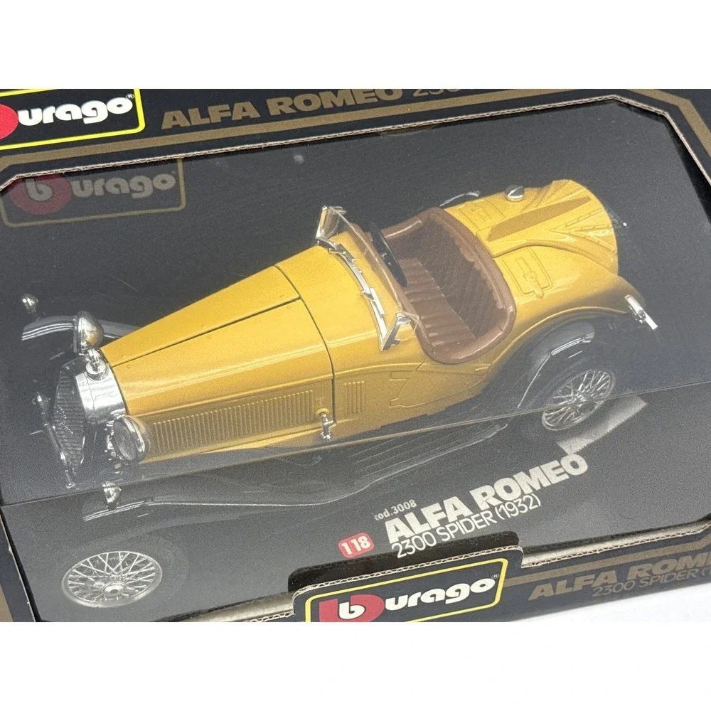 Bburago Alfa Romeo 1:18 Diecast Toy Vehicle Yellow Vintage Limited Edition